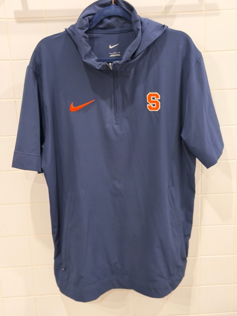 Nike Navy Short-Sleeve Hooded Pullover with Orange S and Swoosh